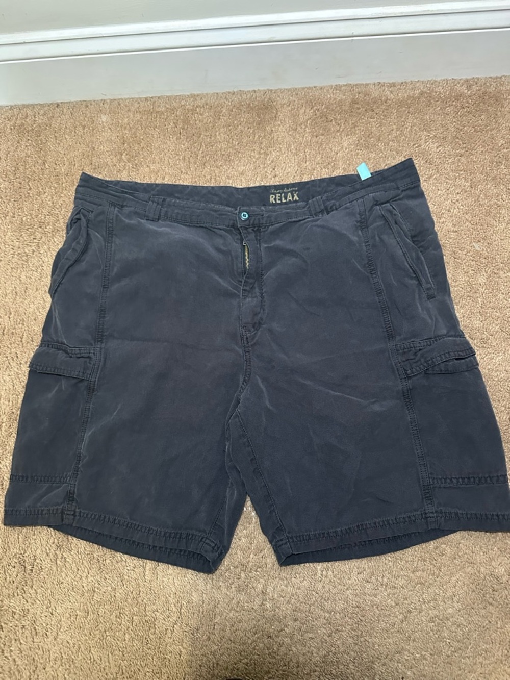Tommy Bahama Relax Men's Cargo Shorts Size 42 Navy Blue Tencel Cotton